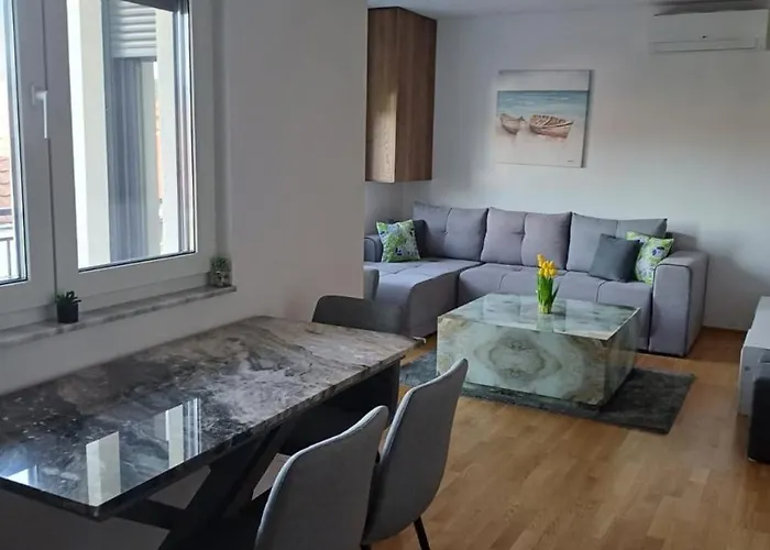 Aristea Апартаменты Аранделовац