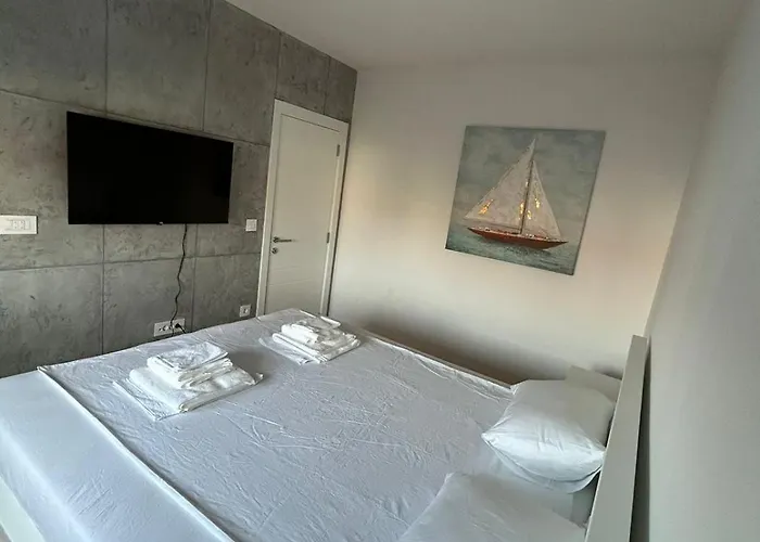 Апартаменты Aristea *